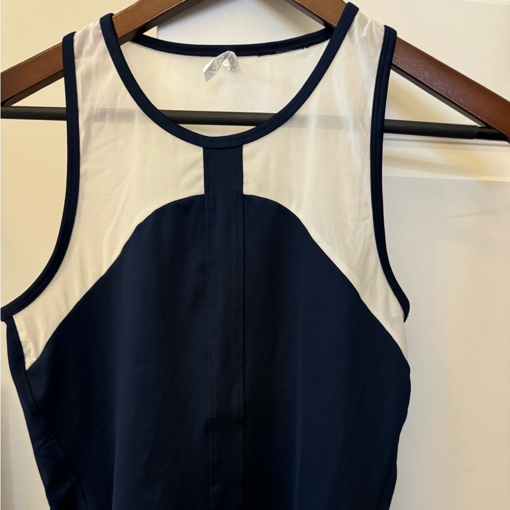 Pre owned Very light weight summer tank top